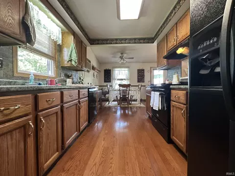 15908 Walnut St, Huntertown, IN 46748 photo 14