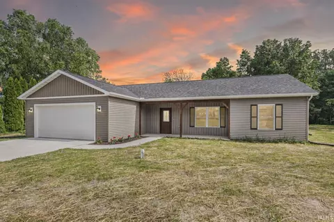 53417 Old Farm Rd, Elkhart, IN 46514