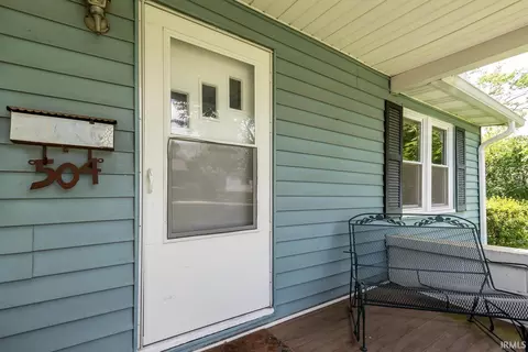 504 E Dixie St, Bloomington, IN 47401 photo 2