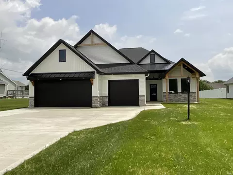 1609 Diane Dr, Ossian, IN 46777