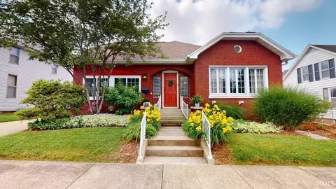 325 W 5th St, Jasper, IN 47546 photo 2