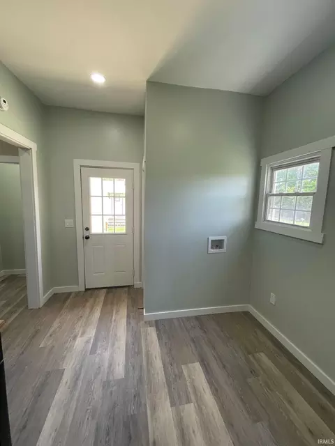 312 E 2nd St, Bicknell, IN 47512 photo 9