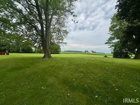 7737 N 100 E Rd, Lucerne, IN 46950 photo 4