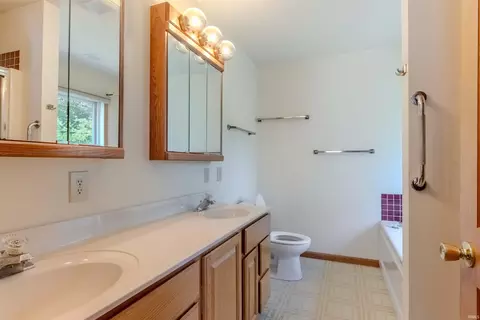 3325 E Sr 120, Howe, IN 46746 photo 18