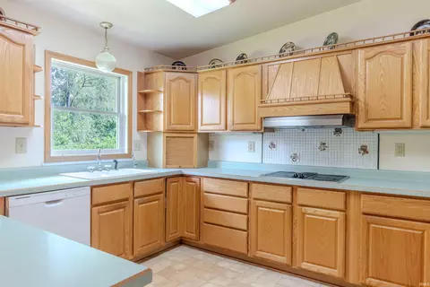 3325 E Sr 120, Howe, IN 46746 photo 10