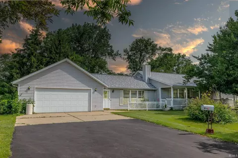 3325 E Sr 120, Howe, IN 46746 photo 1