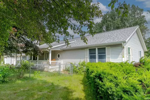 3325 E Sr 120, Howe, IN 46746 photo 2