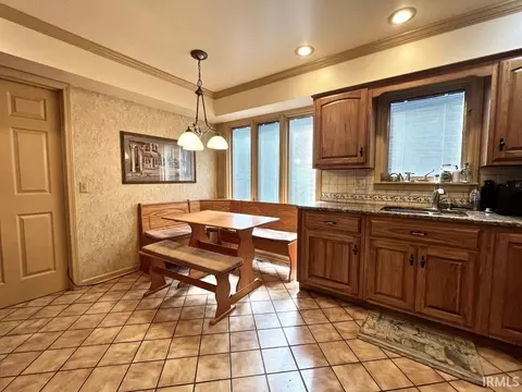 408 Duryea Dr, Auburn, IN 46706 photo 11