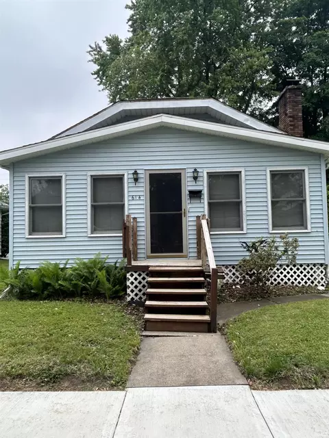 614 E Laporte St, Plymouth, IN 46563