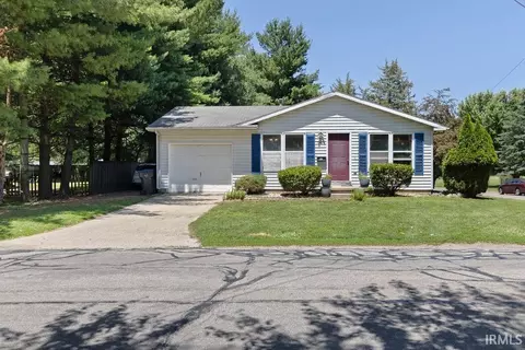 1007 E Sheridan St, Warsaw, IN 46580