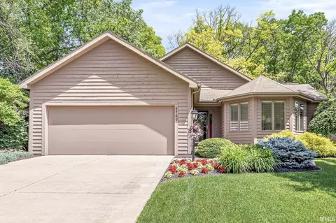 9769 Old Port Cv, Bristol, IN 46507