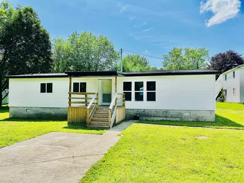 14 Meadowlark Ln, North Manchester, IN 46962