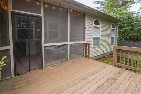 Exterior - 3809 E Tamarron Dr, Bloomington, IN 47408 photo 6 of 9
