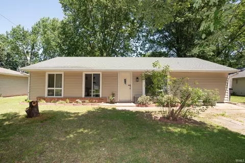 3844 Morris Dr, Lafayette, IN 47905