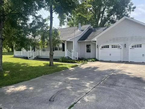 189 W 1075, Bunker Hill, IN 46914