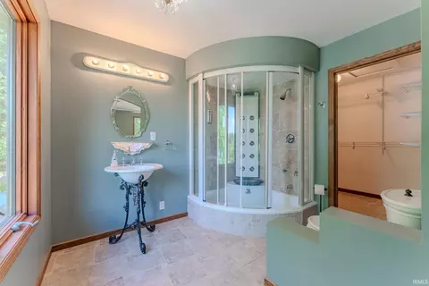Bath - 425 Val Ln, Marion, IN 46952 photo 1 of 3