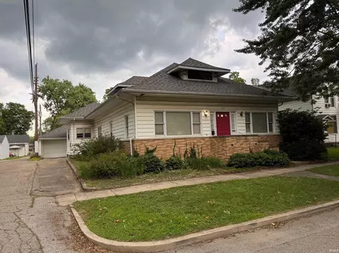 312 W 9th St, Rochester, IN 46975