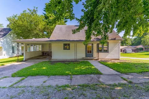 52 E Spring St, Chrisney, IN 47611 photo 1