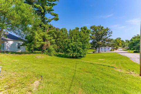 52 E Spring St, Chrisney, IN 47611 photo 4