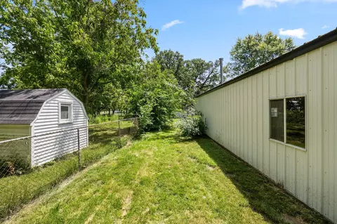 408 E Main St, Butler, IN 46721 photo 7