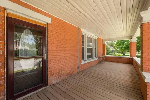 408 E Main St, Butler, IN 46721 photo 4