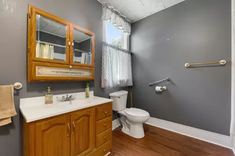 408 E Main St, Butler, IN 46721 photo 26