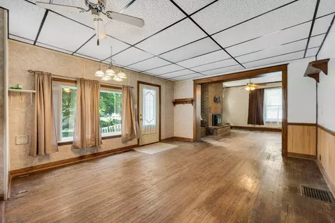 408 E Main St, Butler, IN 46721 photo 14