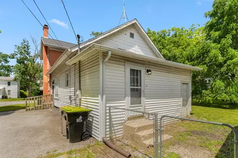 408 E Main St, Butler, IN 46721 photo 5
