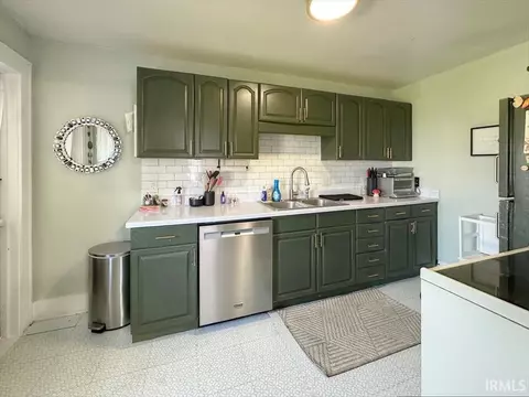 706 E Hoffer St, Kokomo, IN 46902 photo 8