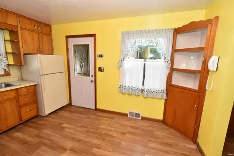 103 E 2nd St, Fowler, IN 47944 photo 11