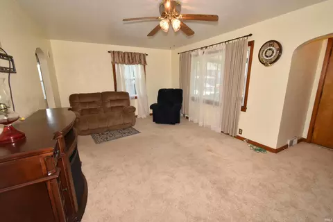 103 E 2nd St, Fowler, IN 47944 photo 6