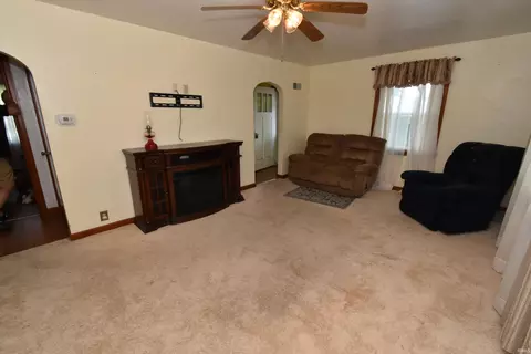 103 E 2nd St, Fowler, IN 47944 photo 9