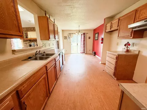 863 E Center Rd, Kokomo, IN 46902 photo 5