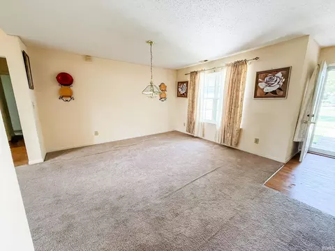 863 E Center Rd, Kokomo, IN 46902 photo 4