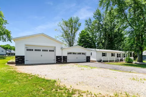 100 Lane 110ab Big Otter Lk, Fremont, IN 46737