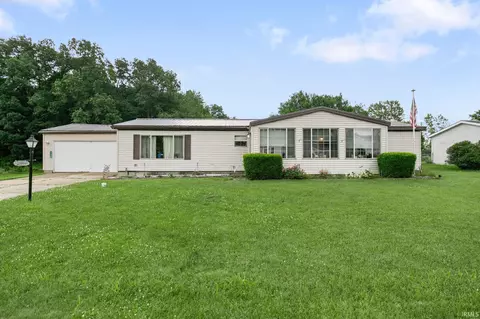 51862 Windrow Dr, Elkhart, IN 46514
