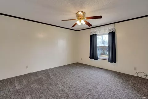 2854 Hillside Dr, Bedford, IN 47421 photo 17
