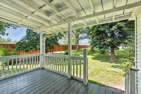 615 E Main St, Butler, IN 46721 photo 34