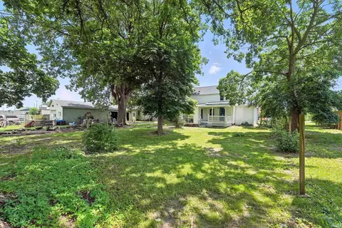 615 E Main St, Butler, IN 46721 photo 36