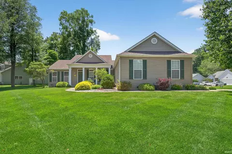 55359 Falling Water Dr, Elkhart, IN 46514
