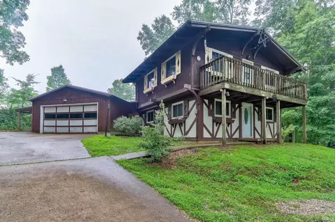 870 S Chimes Ct, Santa Claus, IN 47579