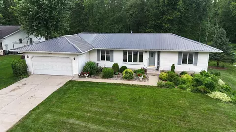 1234 Meadow Ln, Warsaw, IN 46580