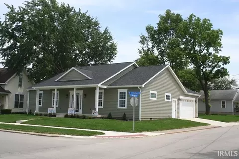 1001 E Clinton St, Frankfort, IN 46041
