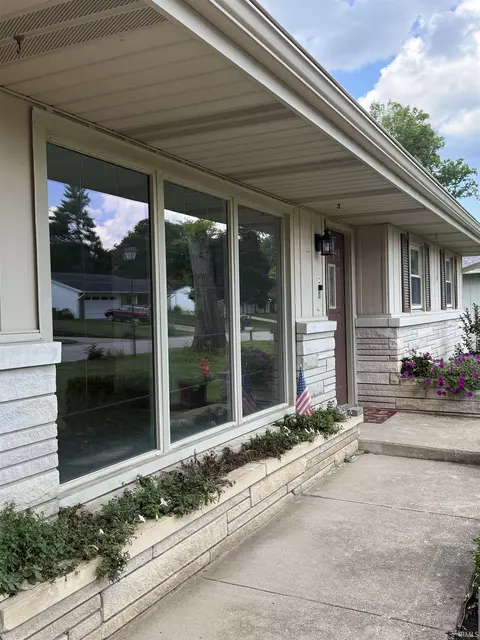 1417 E Clairmont Pl, Bloomington, IN 47401 photo 3
