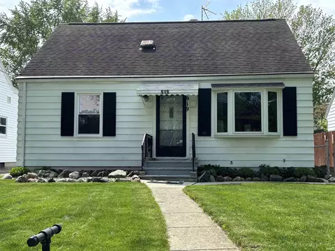 919 Kensington Blvd, Fort Wayne, IN 46805