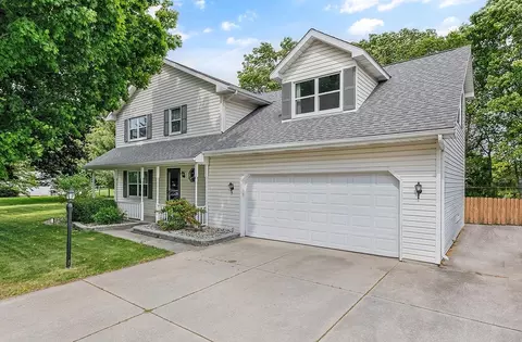 50744 Park Ln, Granger, IN 46530 photo 1
