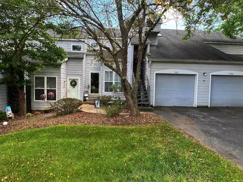 9682 S Bay Pointe Dr, Bloomington, IN 47401