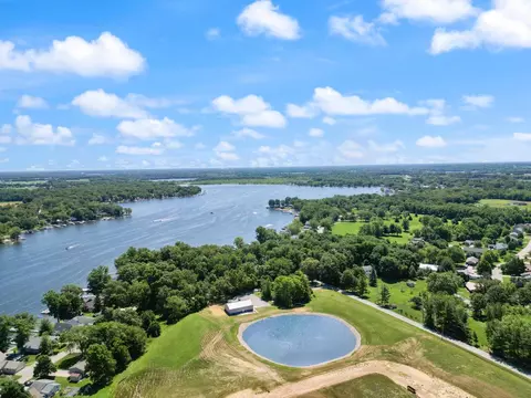 4116 E Stanton Rd, Leesburg, IN 46538