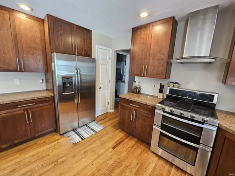 11488 Harbridge Dr, Granger, IN 46530 photo 7
