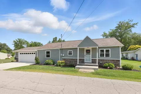 7621 W Forest Ave, Warsaw, IN 46582